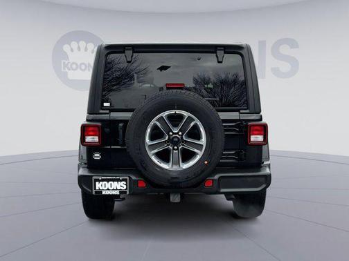 2023 Jeep Wrangler 4-Door Sahara 4x4