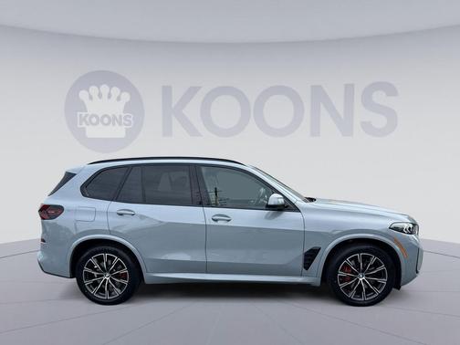 Brooklyn Grey Metallic 2024 BMW X5 xDrive40i