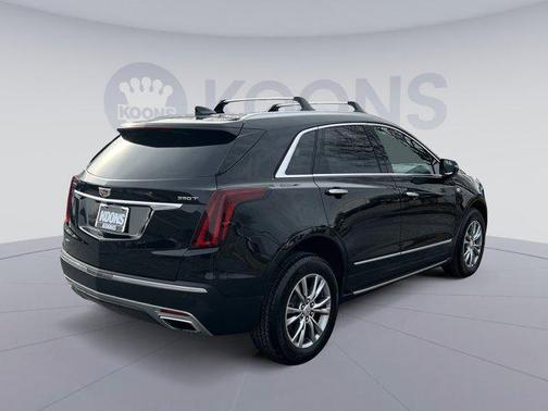 2022 Cadillac XT5 Premium Luxury