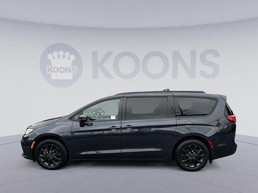 2021 Chrysler Pacifica Touring L