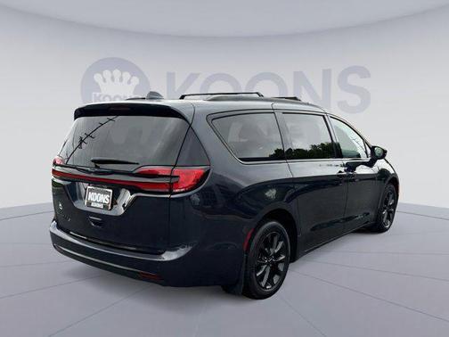 2021 Chrysler Pacifica Touring L