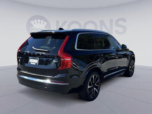 2023 Volvo XC90 B6 Plus 7-Seater
