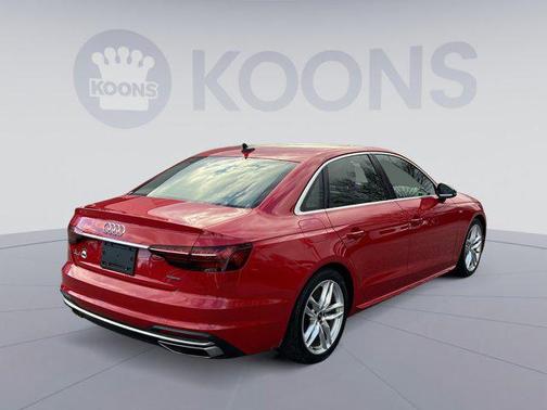 2022 Audi A4 45 S line Premium