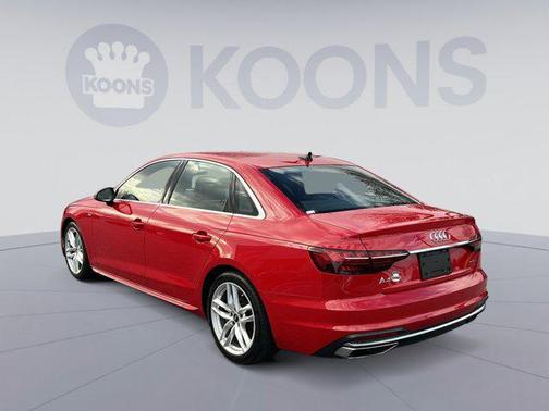 2022 Audi A4 45 S line Premium