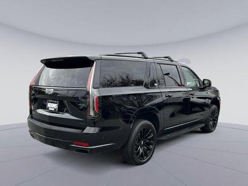 2023 Cadillac Escalade ESV Sport Platinum