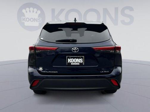 2020 Toyota Highlander LE