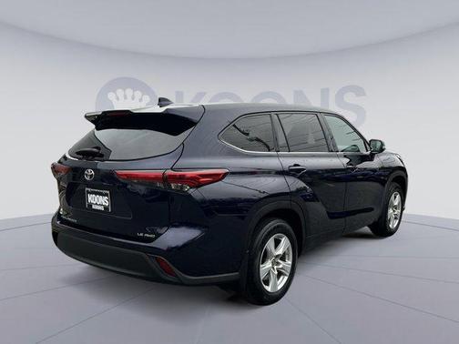 2020 Toyota Highlander LE