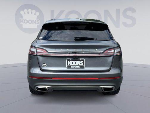2022 Lincoln Nautilus Standard