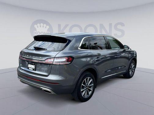2022 Lincoln Nautilus Standard