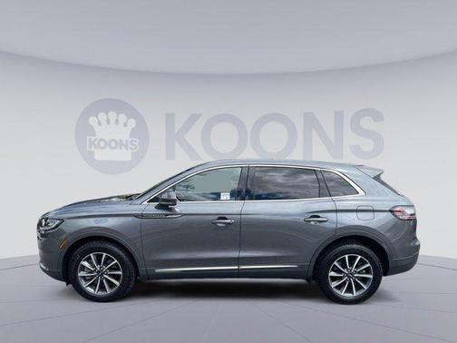 2022 Lincoln Nautilus Standard