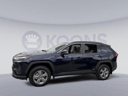 2025 Toyota RAV4 Hybrid XLE