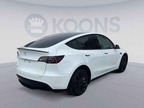 2023 Tesla Model Y Performance Dual Motor All-Wheel Drive