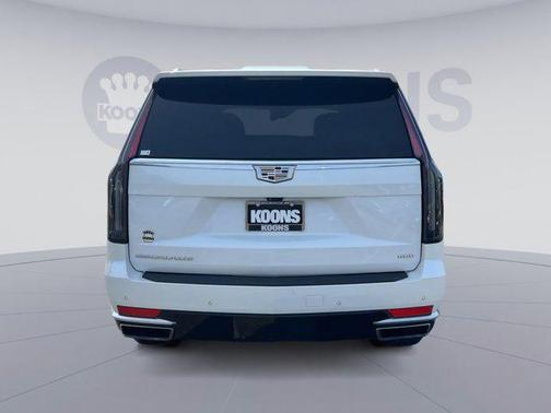 2023 Cadillac Escalade ESV Premium Luxury
