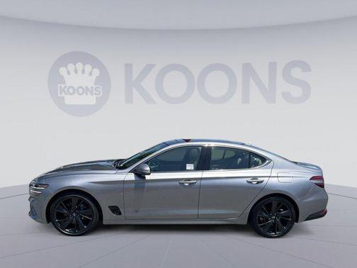 2023 Genesis G70 2.0T RWD