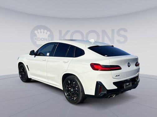 2023 BMW X4 xDrive30i