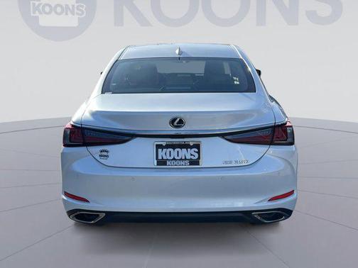 2024 Lexus ES 350 Base