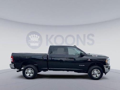 2020 RAM 2500 Tradesman Crew Cab 4X4 6'4' Box