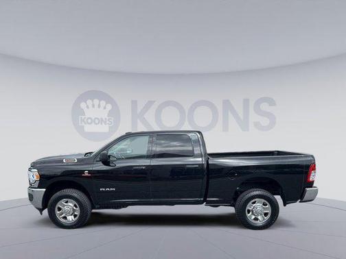 2020 RAM 2500 Tradesman Crew Cab 4X4 6'4' Box