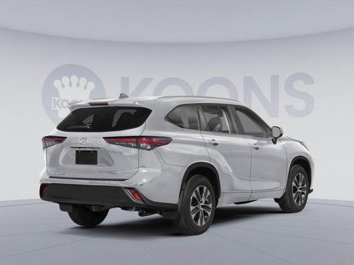 2025 Toyota Highlander XLE