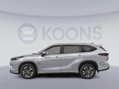 2025 Toyota Highlander XLE