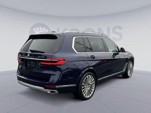 2023 BMW X7 xDrive40i
