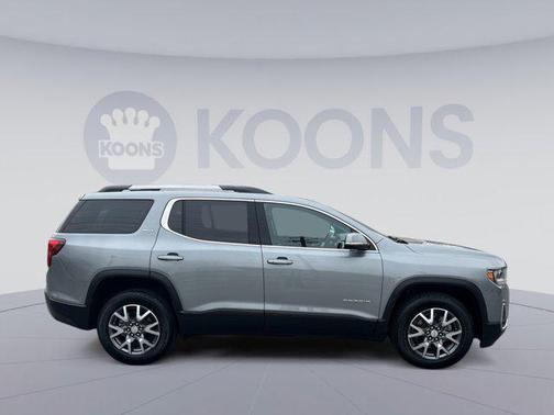 2023 GMC Acadia AWD SLT