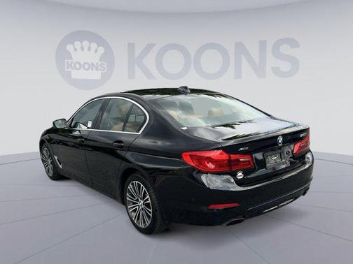 Black Sapphire Metallic 2020 BMW 540 xDrive