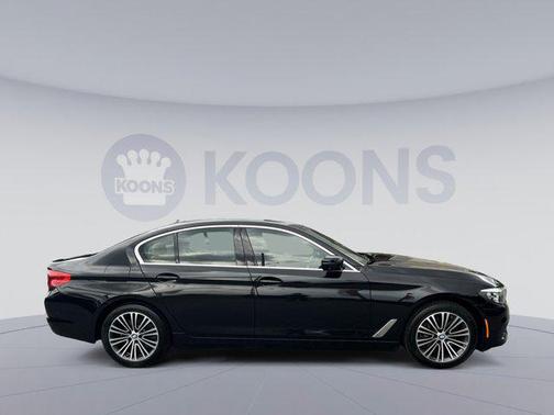 Black Sapphire Metallic 2020 BMW 540 xDrive