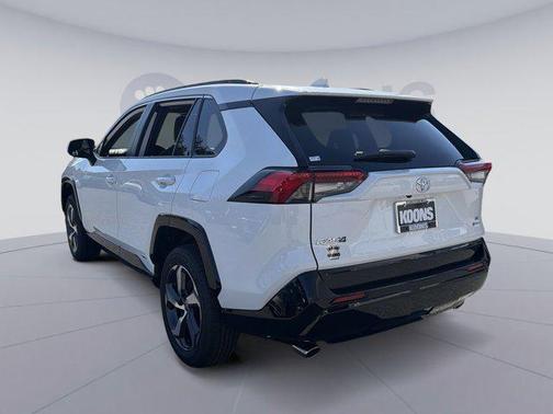 2025 Toyota RAV4 Hybrid SE