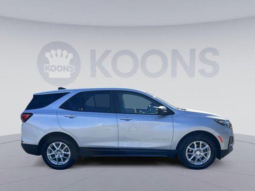 2022 Chevrolet Equinox LS