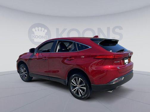 2022 Toyota Venza LE