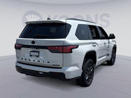 2025 Toyota Sequoia Platinum
