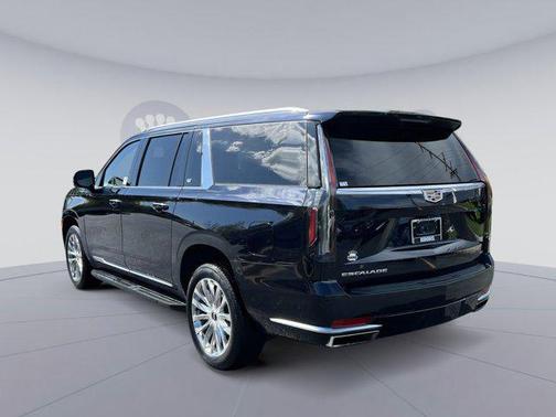 2022 Cadillac Escalade ESV Premium Luxury