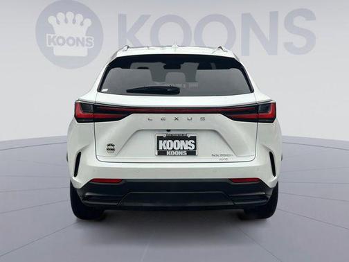 2025 Lexus NX 350h Premium