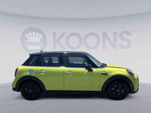 Zesty Yellow 2024 MINI Hardtop Cooper S
