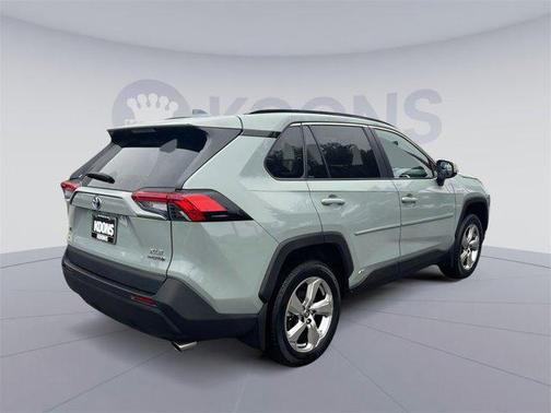 2021 Toyota RAV4 Hybrid XLE Premium