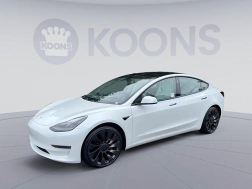 Pearl White Multi-Coat 2021 Tesla Model 3 Performance