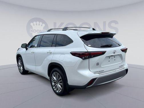 2024 Toyota Highlander Platinum