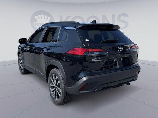 2025 Toyota Corolla Cross XLE
