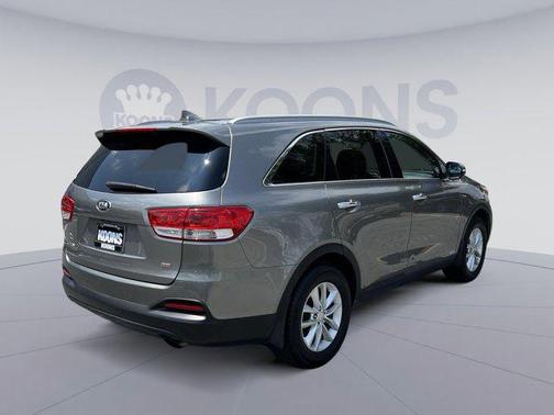 2017 Kia Sorento LX