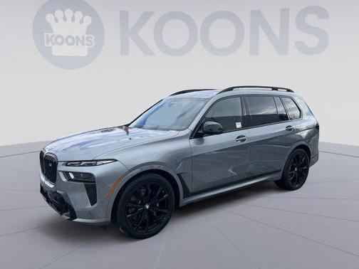 2024 BMW X7 M60i