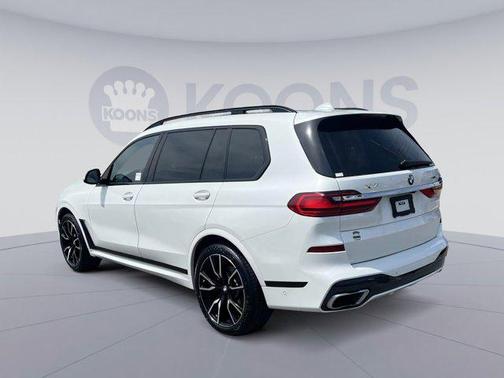 2022 BMW X7 xDrive40i