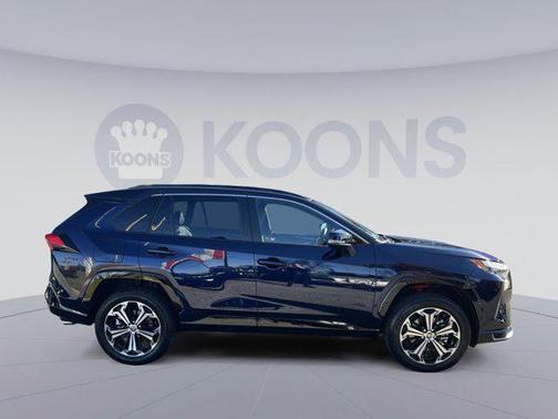 2025 Toyota RAV4 Hybrid SE