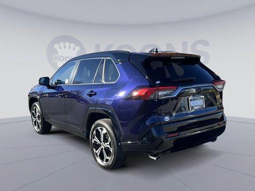 2025 Toyota RAV4 Hybrid SE