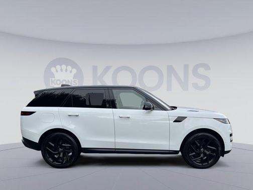 2023 Land Rover Range Rover Sport SE