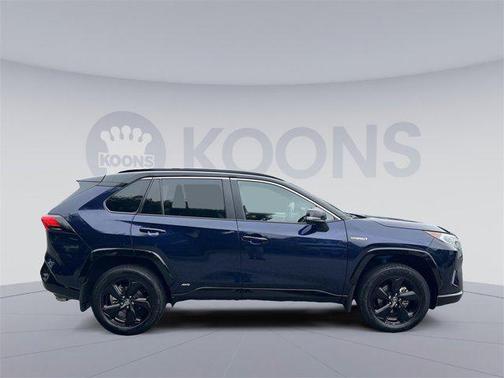 2021 Toyota RAV4 Hybrid SE