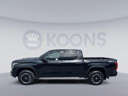 Midnight Black Metallic 2024 Toyota Tundra SR5