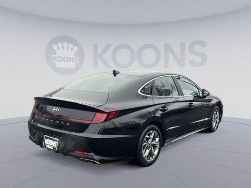 2022 Hyundai SONATA SEL