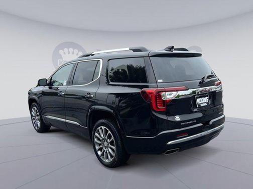 2022 GMC Acadia Denali