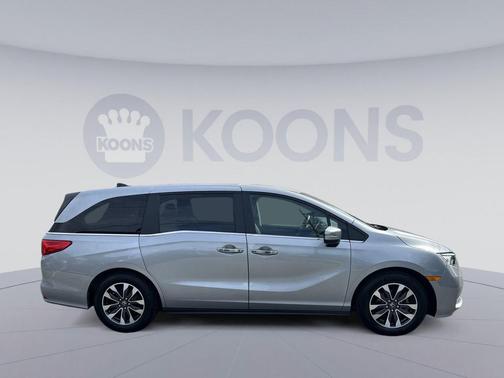 Lunar Silver Metallic 2024 Honda Odyssey EX-L